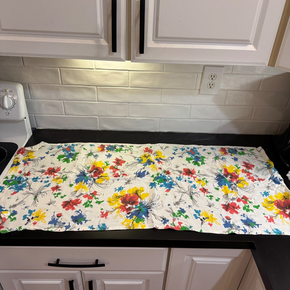Vintage Floral Table Runner Home Decor 36x16 Multicolor MCM Retro Fabric
